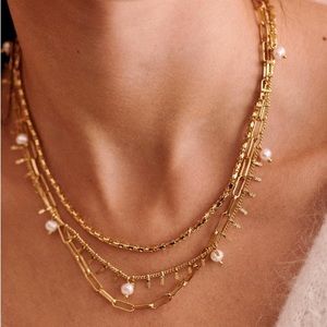 SÉZANE Mother of Pearl Necklace